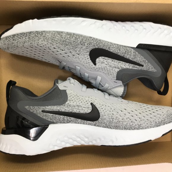 nike women's odyssey react running sneakers
